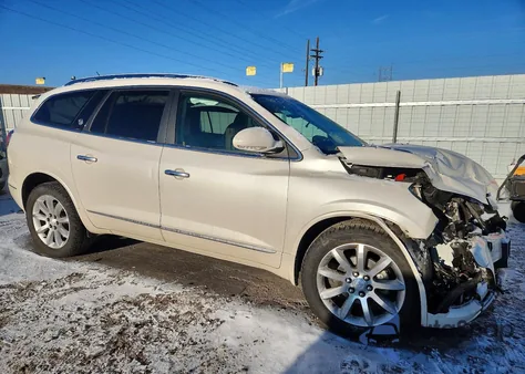 2015 Buick Enclave z USA, uszkodzony, nr VIN 5GAKVCKD1FJ144916